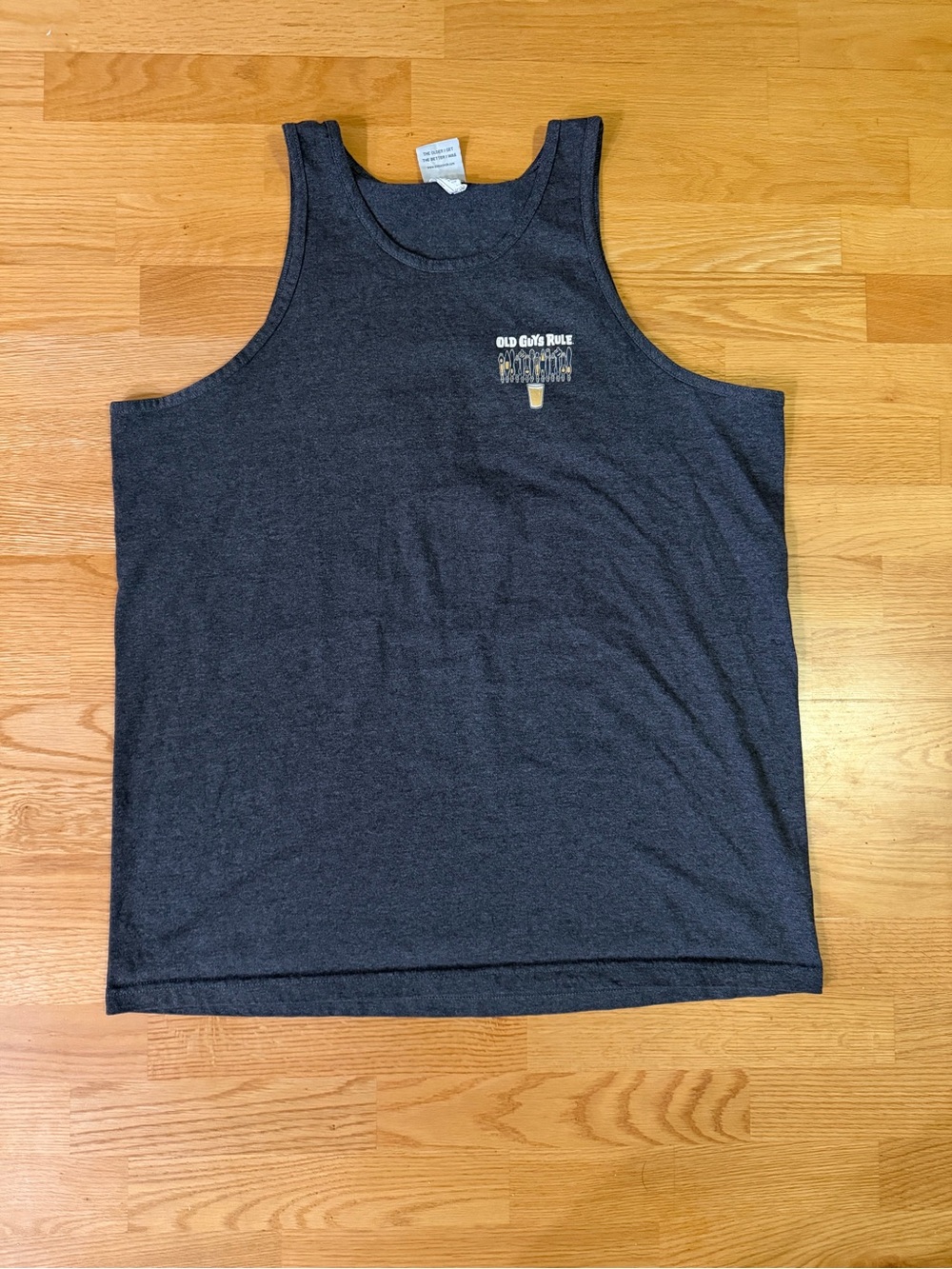 Old guys rule beer shirt Men's Charcoal Tank Top